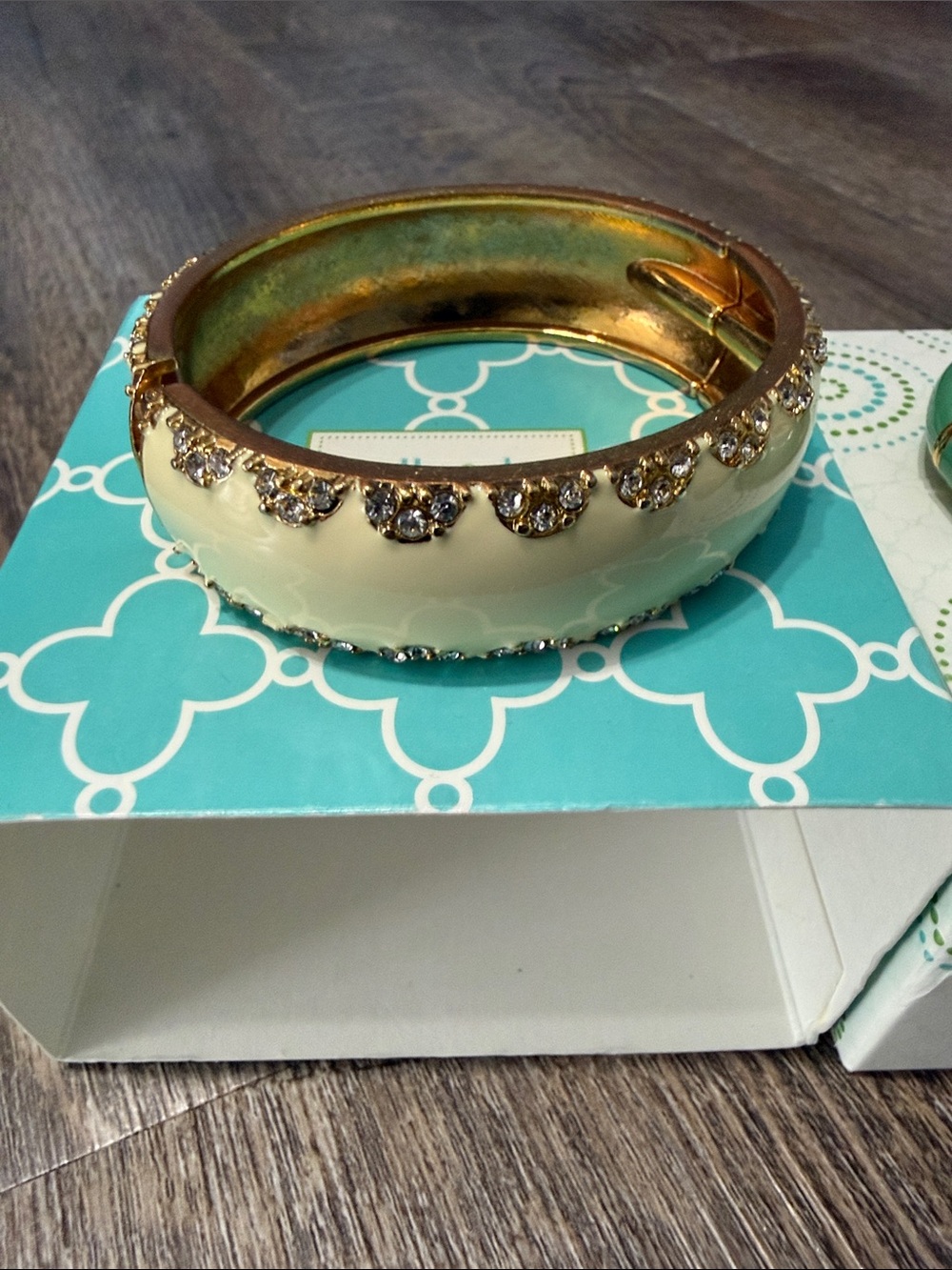 Stella & Dot Enamel Crystal Bangle Bracelet Set – Mint & Ivory - Picture 3 of 10